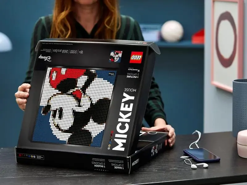 31202 Mickey Mouse