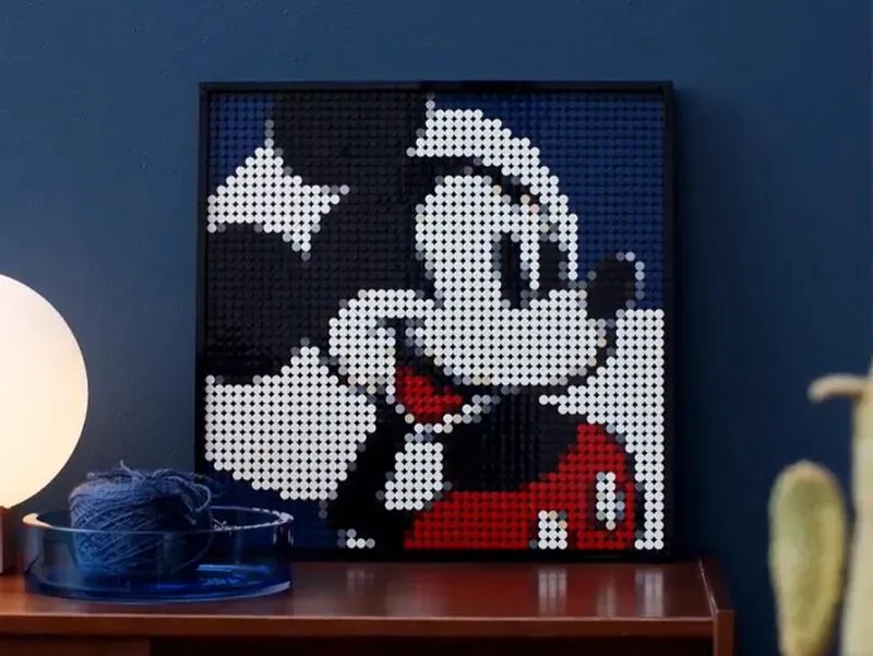31202 Mickey Mouse