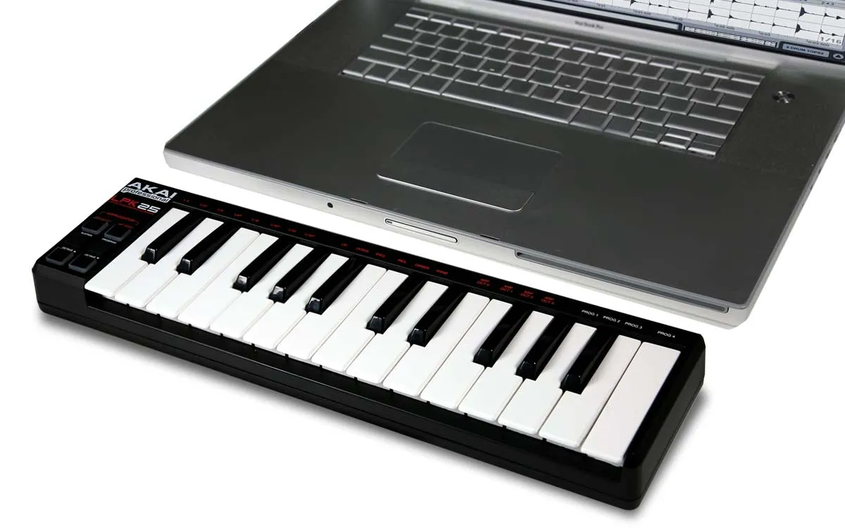 Akai Professional LPK25 25-key Keyboard Controller