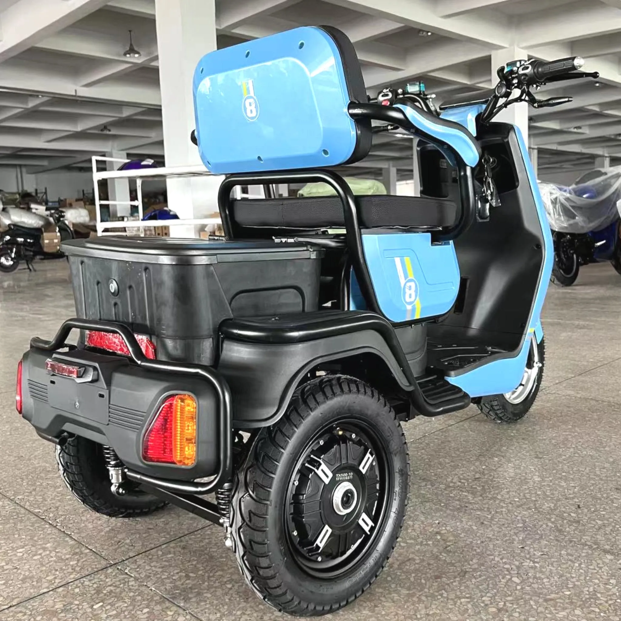 E-Mobility Trike M-2 Blue Lithium BATTERY  NEW STOCK EARLY DECEMBER