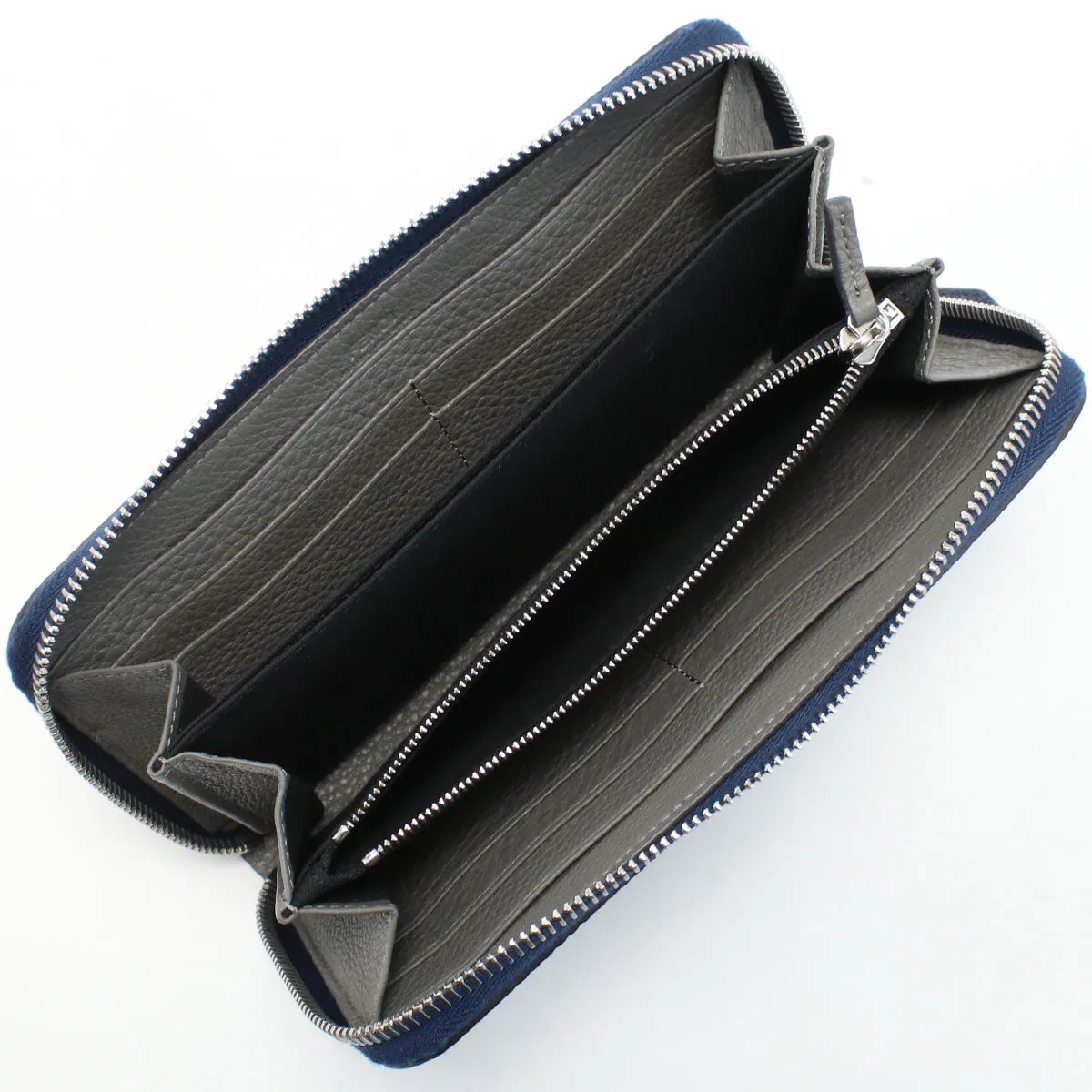 FENDI 7M0210 AGQZ Zip Around Wallet Purse Zip Around leather color navy unisex