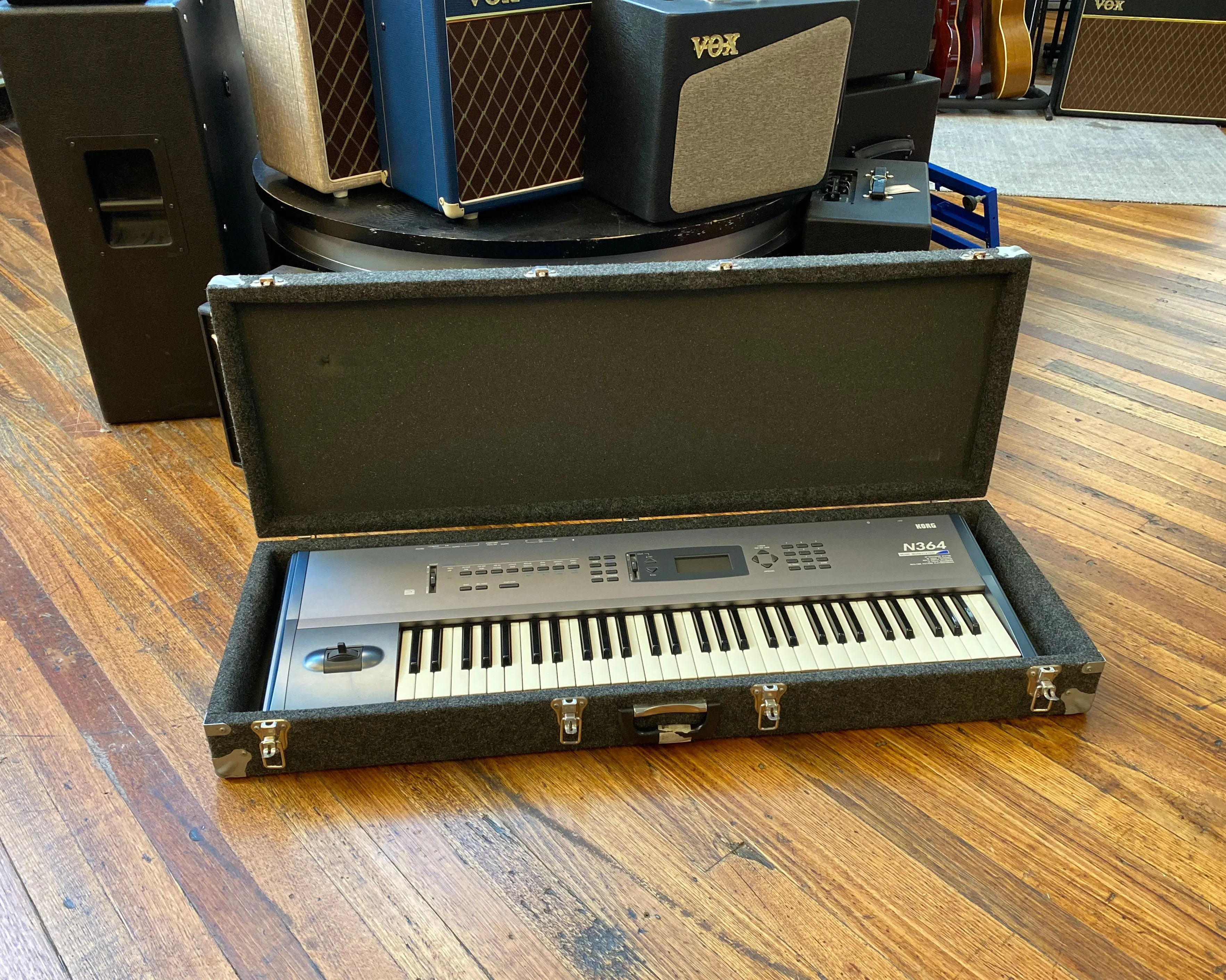 Korg N364 Workstation