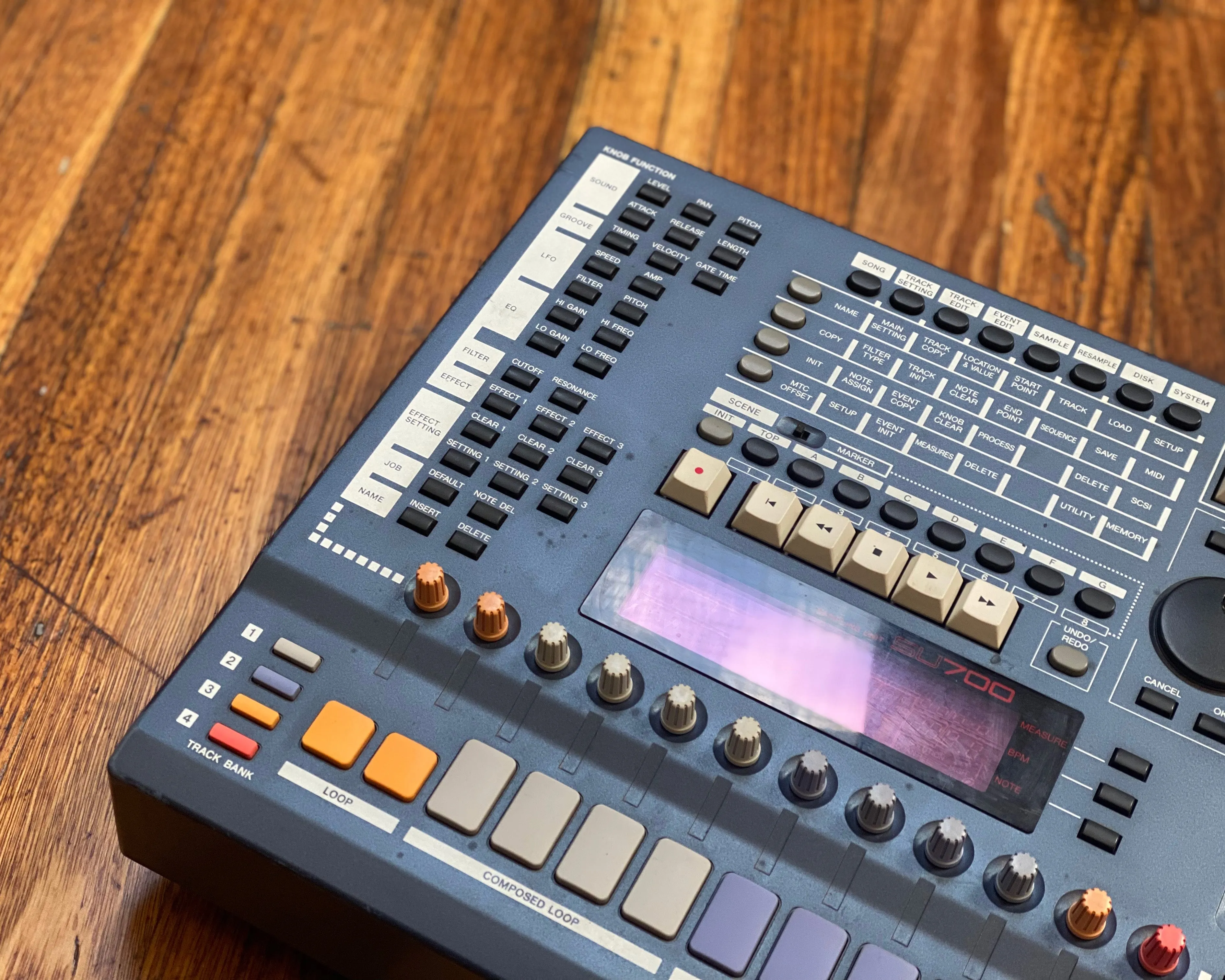 Yamaha SU-700