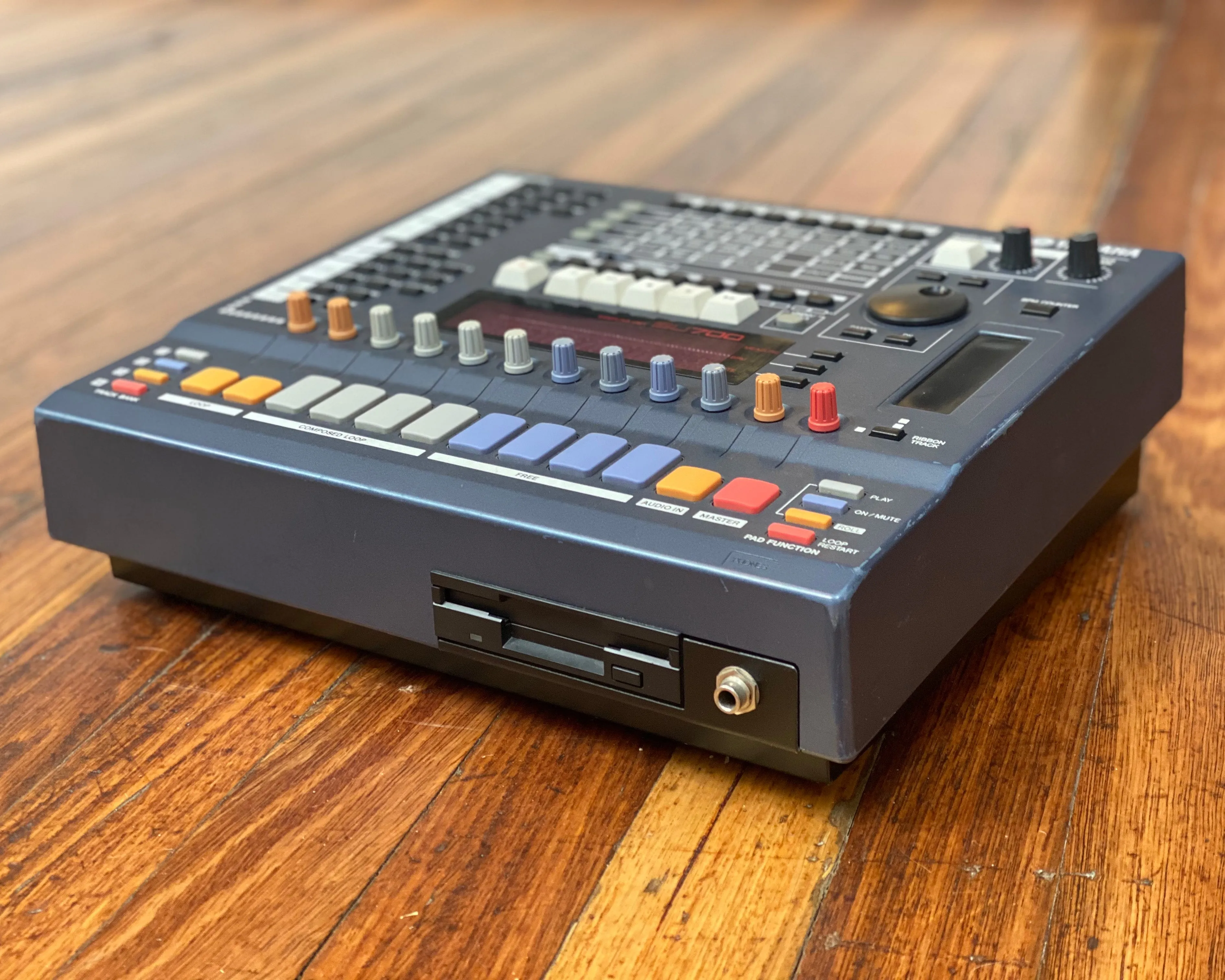 Yamaha SU-700